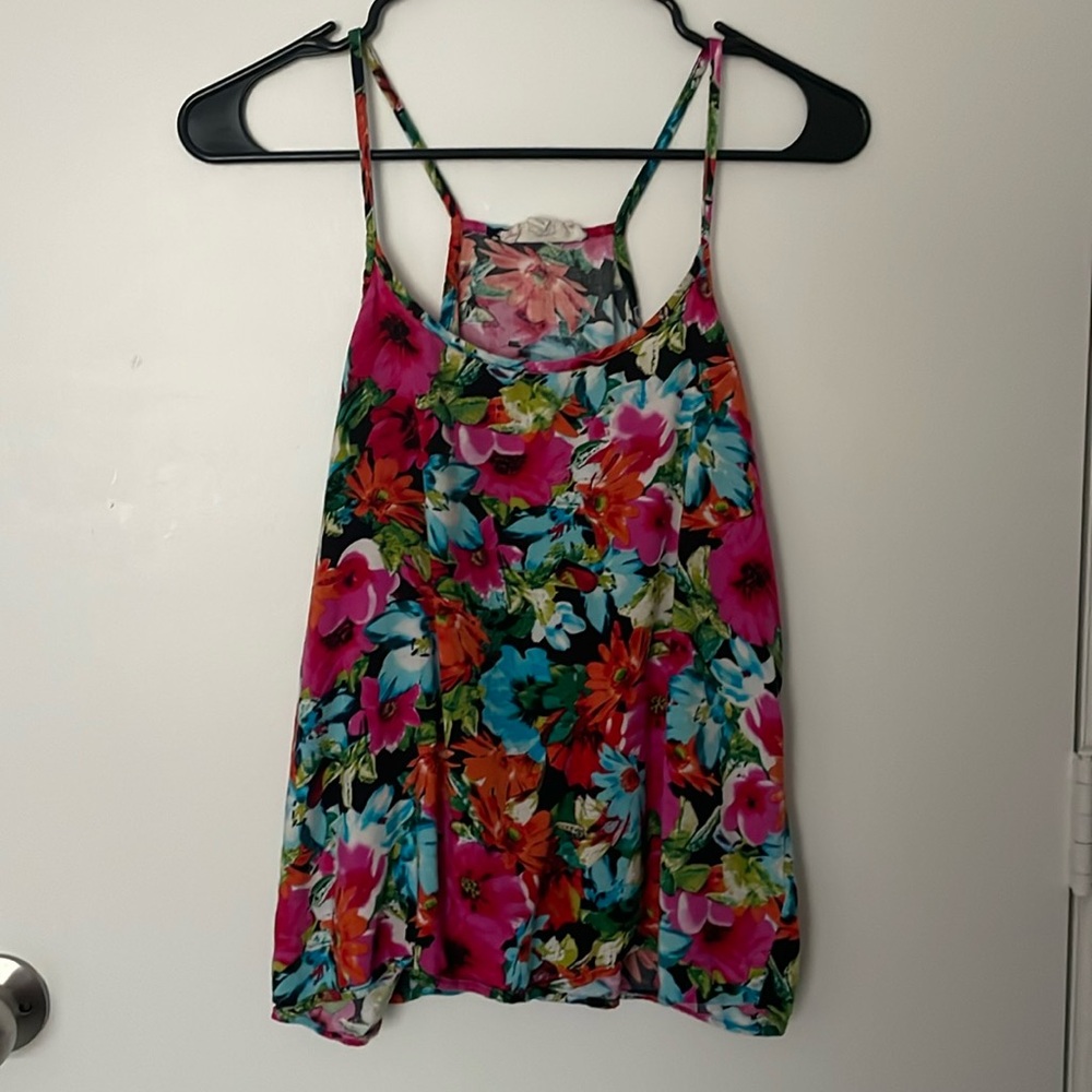 Women’s flower tank top